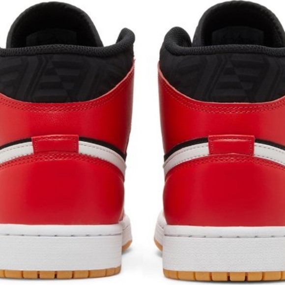 Air Jordan 1 Mid SE - Picture 7 of 14